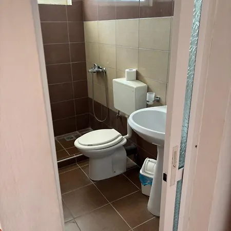 White Marine Отель