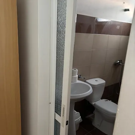 White Marine Hotell
